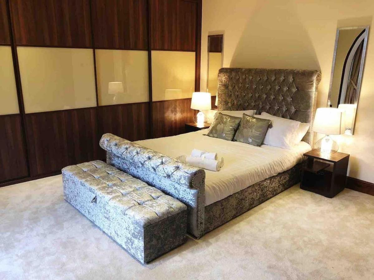 Beautiful 4-Bed Villa In 글라스고 외부 사진